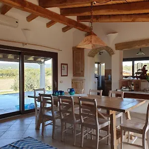 https://cantina-perandria.in-sardinia.net
