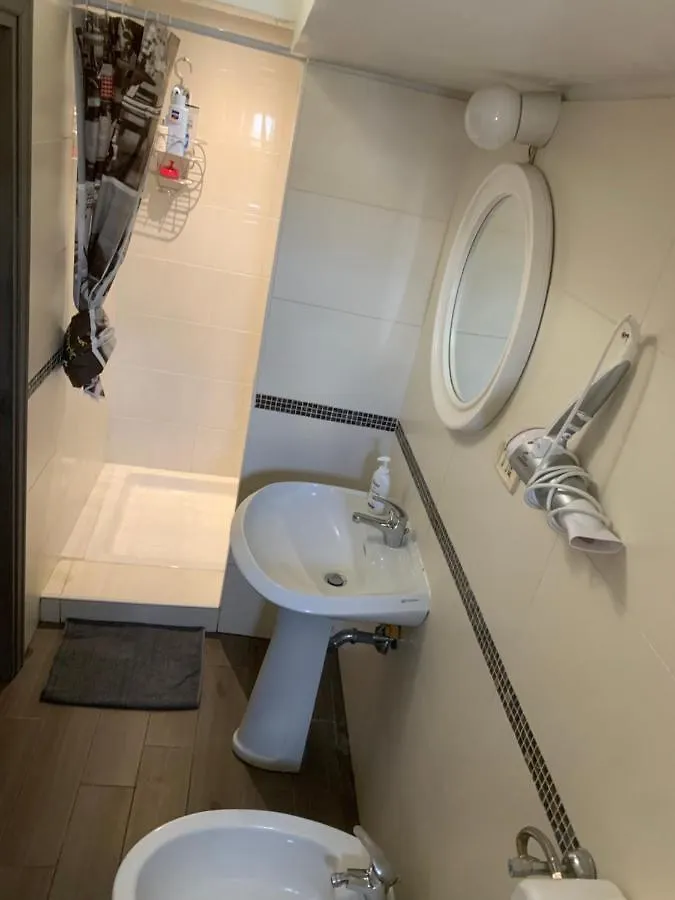 Short Stop Room Florencie